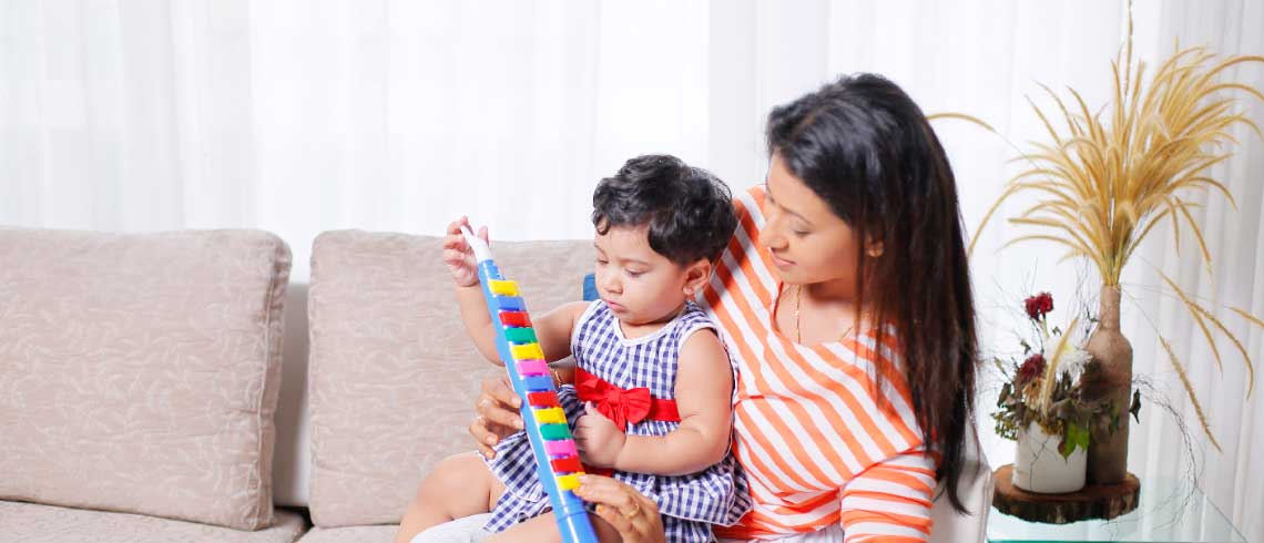 activities for-1-year-old-building-blocks 